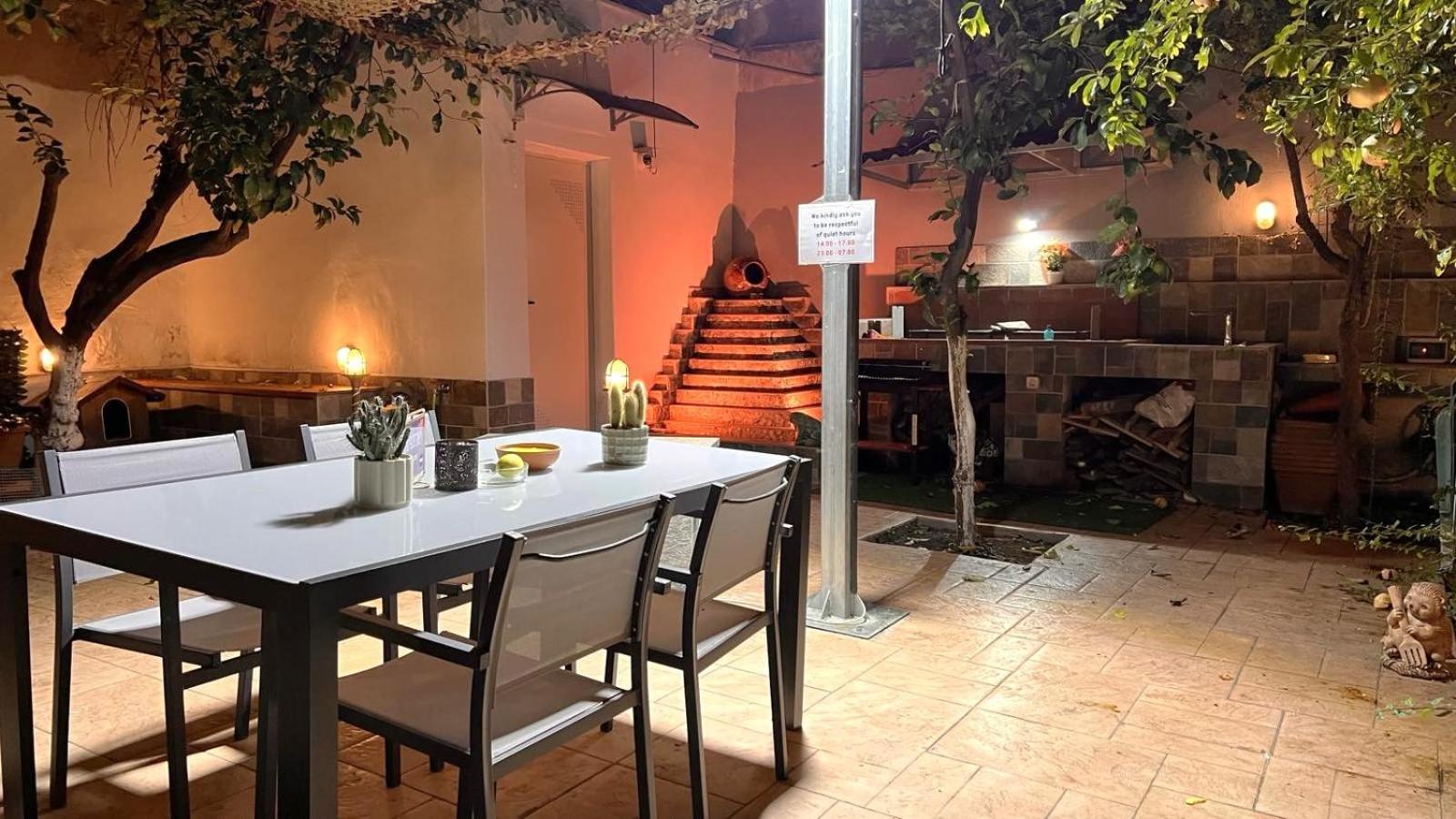 Historic Center Getaway 10'Walk To Acropolis Hill Leilighet Athen Eksteriør bilde